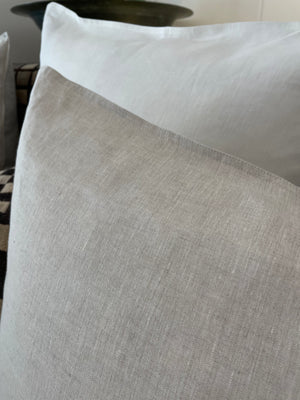 Open image in slideshow, Linho-1 - 100% Linen Duvet Cover Set
