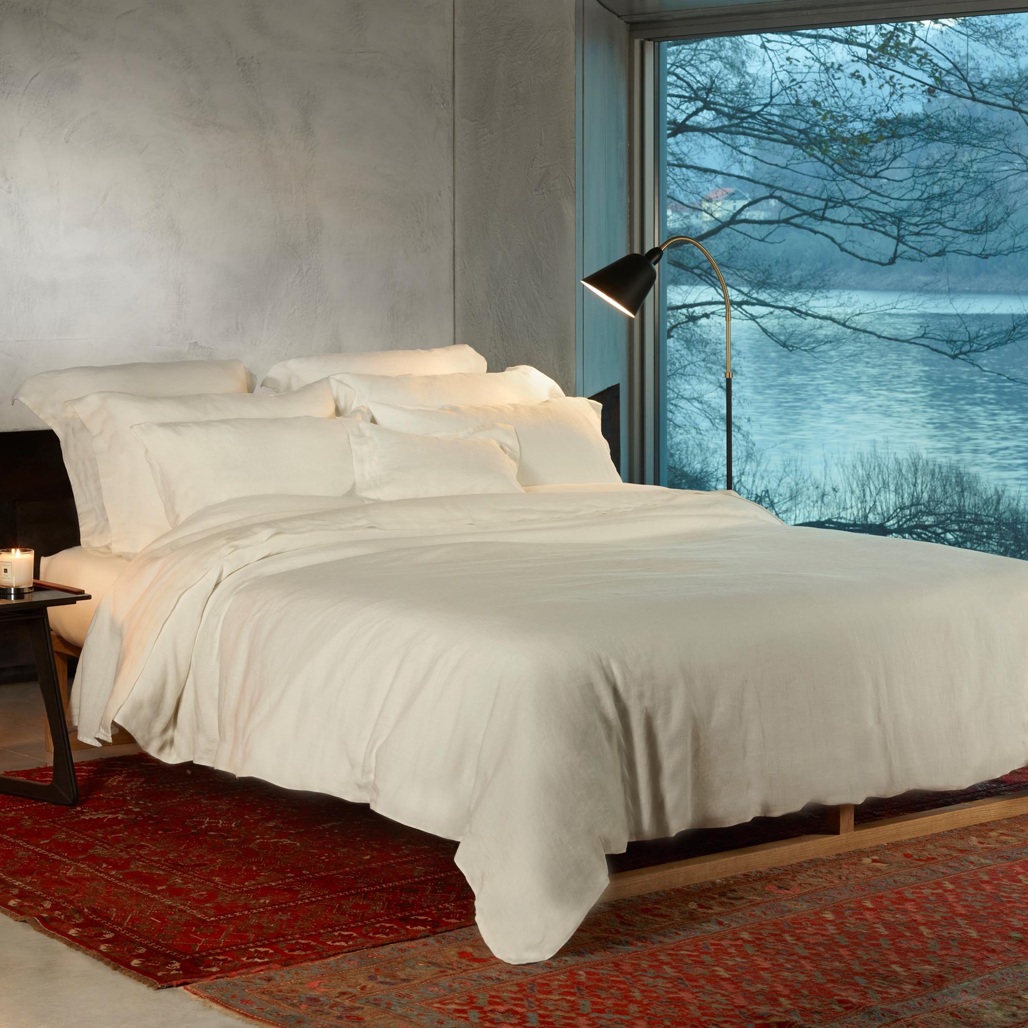 Maia - 100% Washed Linen Duvet Cover